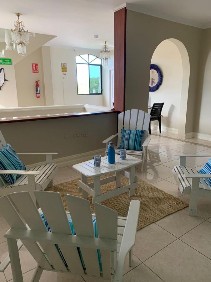 Reef Hostel Manta Luaran gambar