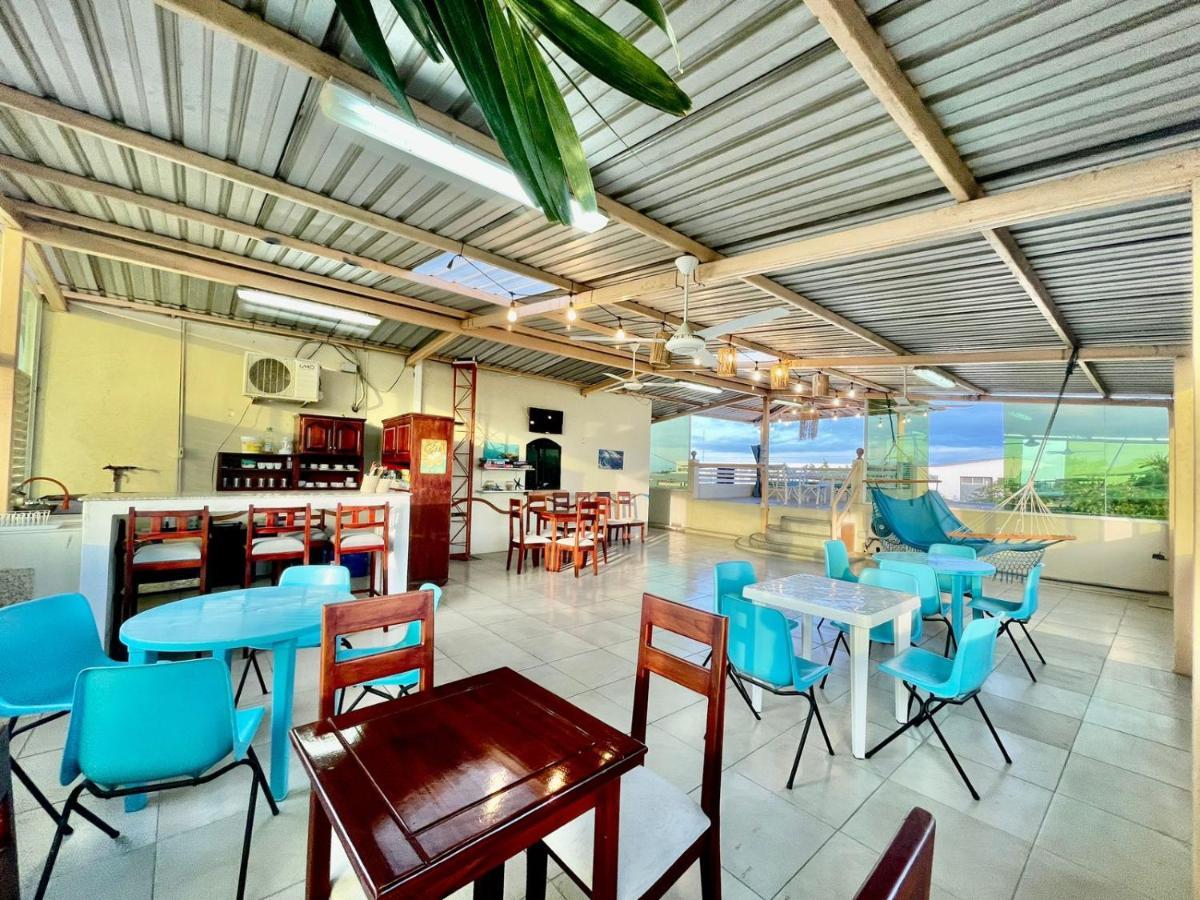 Reef Hostel Manta Luaran gambar