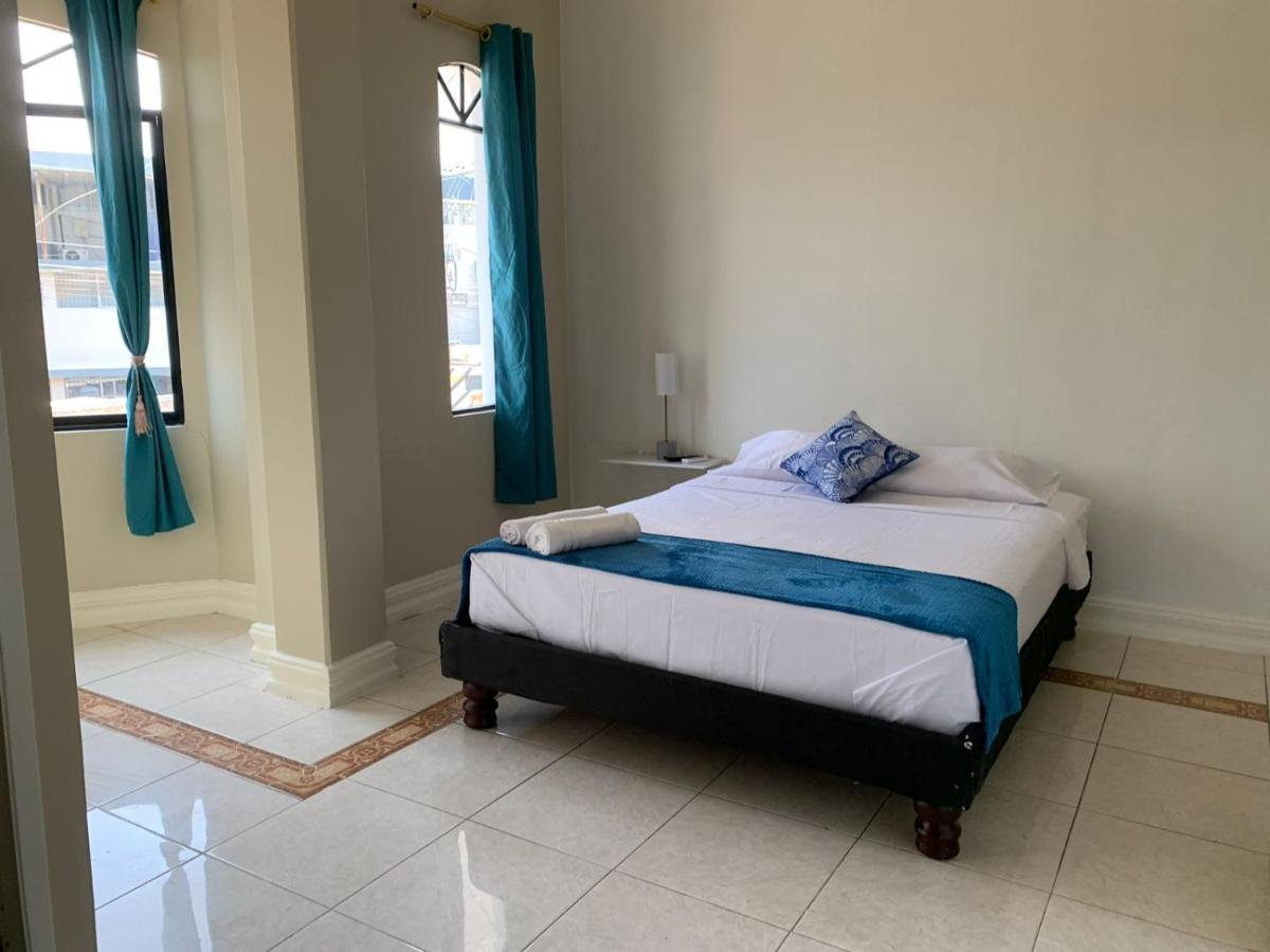 Reef Hostel Manta Luaran gambar