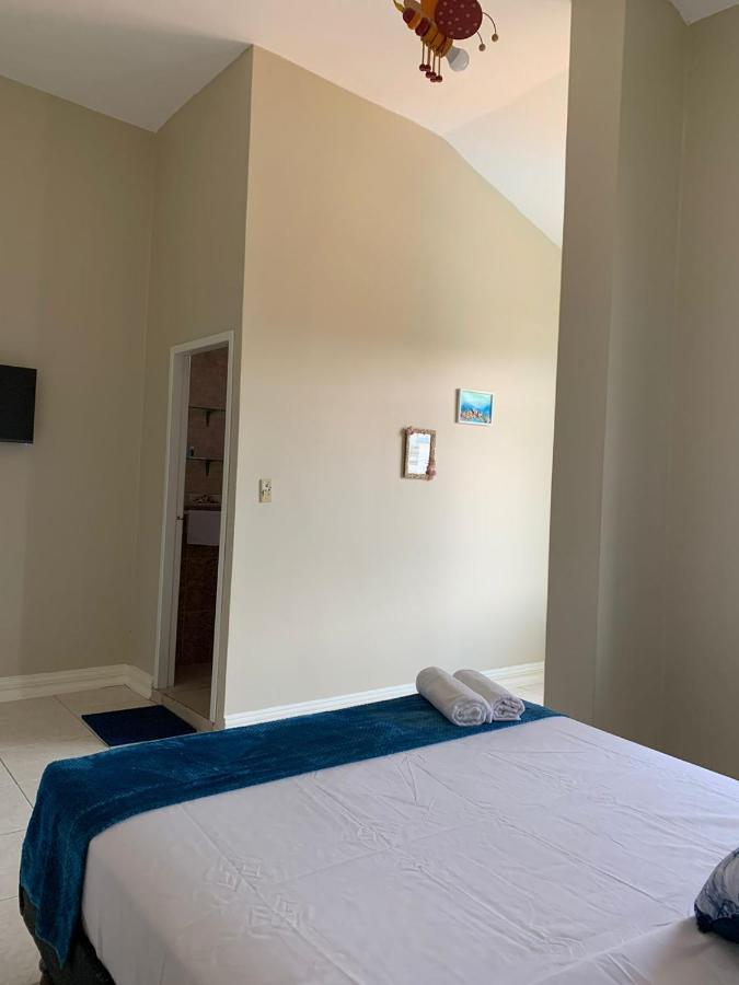 Reef Hostel Manta Luaran gambar
