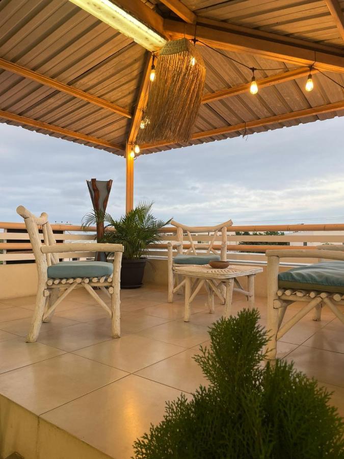 Reef Hostel Manta Luaran gambar