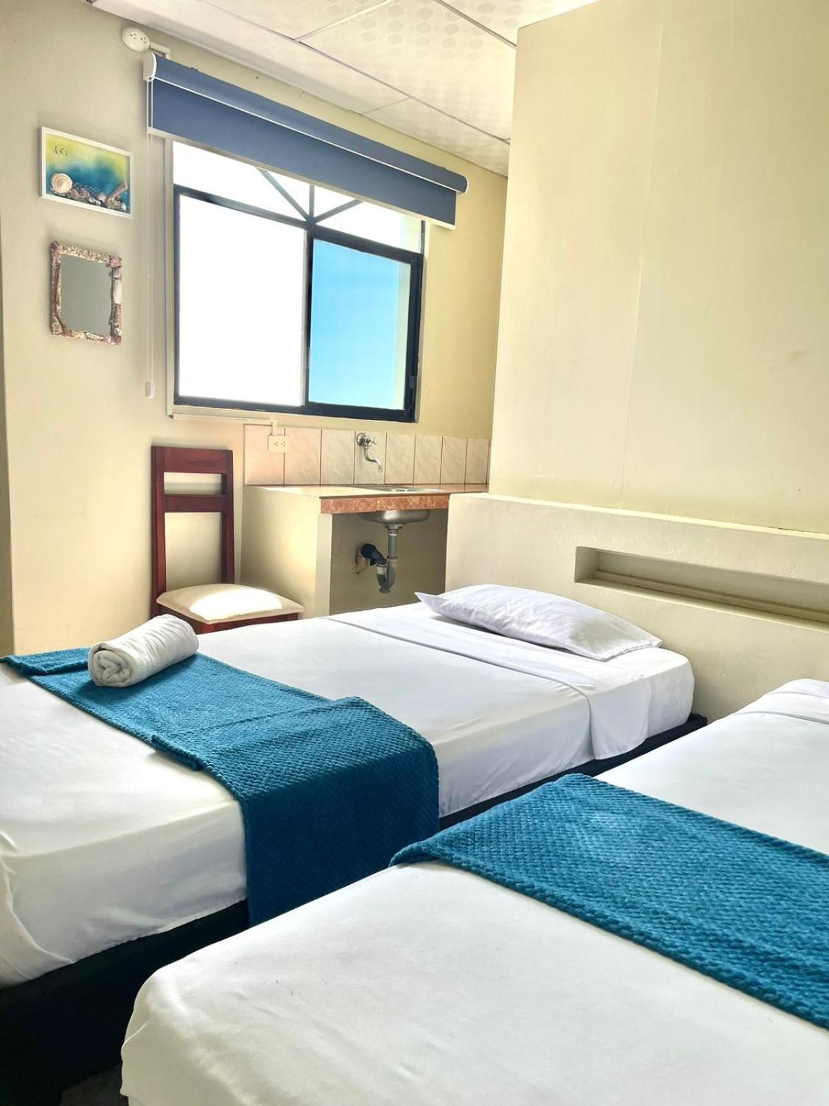 Reef Hostel Manta Luaran gambar