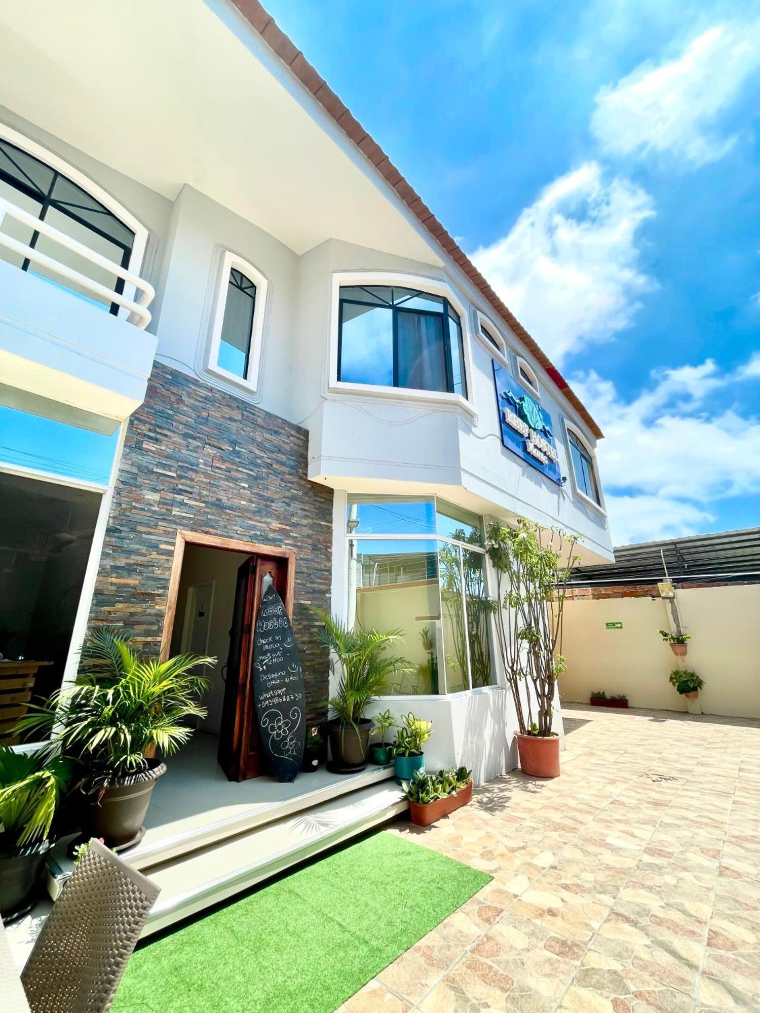 Reef Hostel Manta Luaran gambar