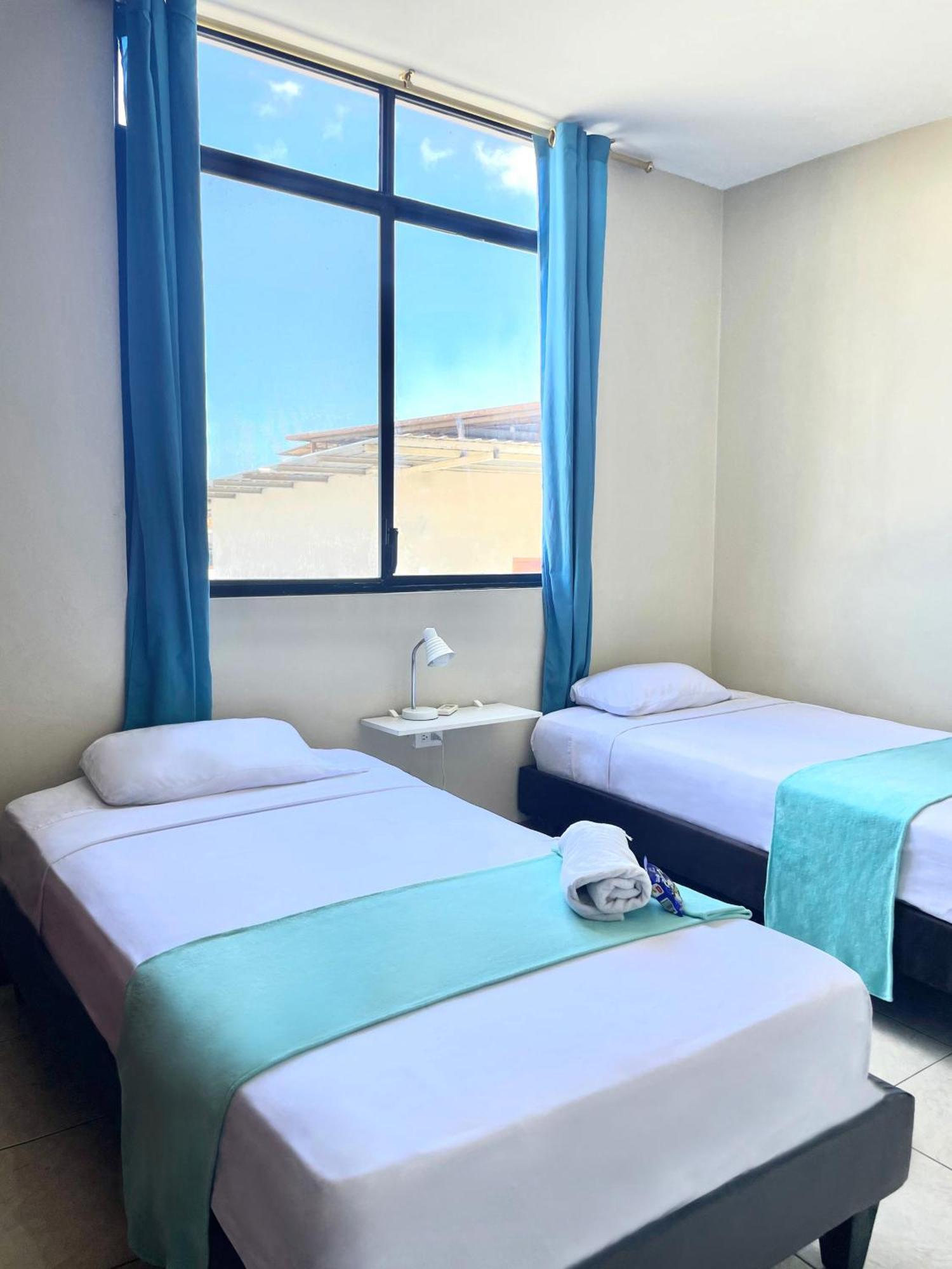 Reef Hostel Manta Luaran gambar